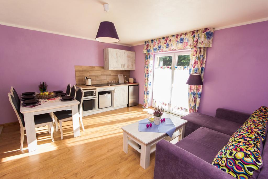 Alpejska Wioska Villa อิสเตบนา ห้อง รูปภาพ