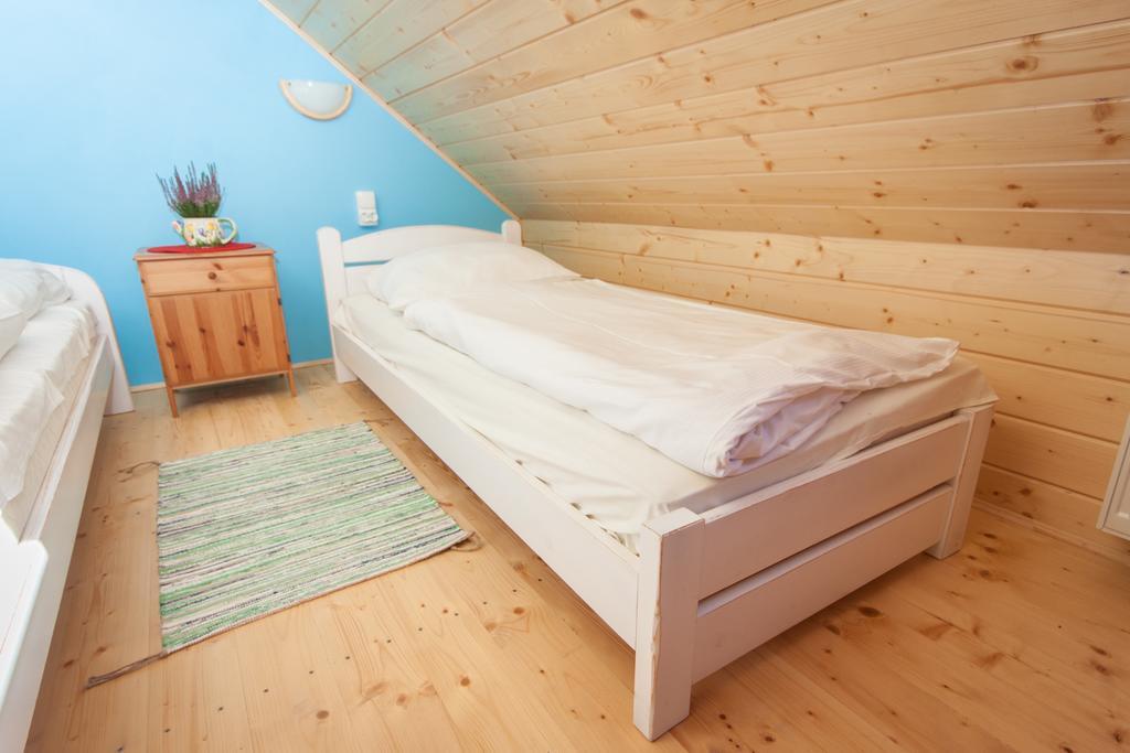 Alpejska Wioska Villa อิสเตบนา ห้อง รูปภาพ